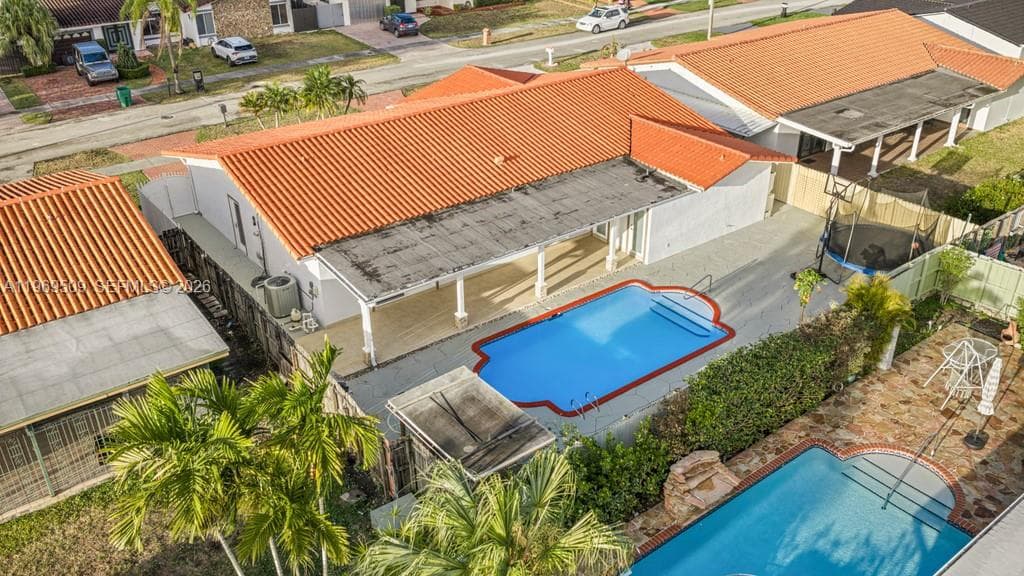 13170 SW 20th St, Miami FL 33175