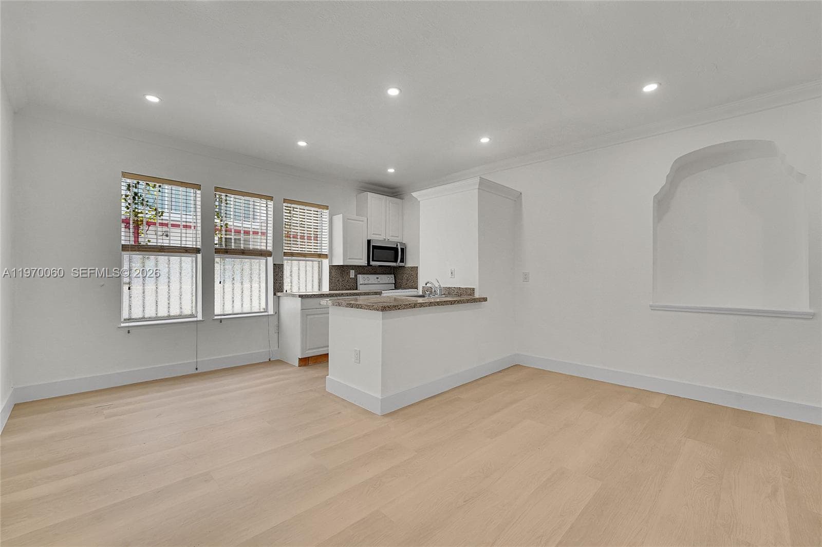 1027 Pennsylvania Ave # 103, Miami Beach FL 33139