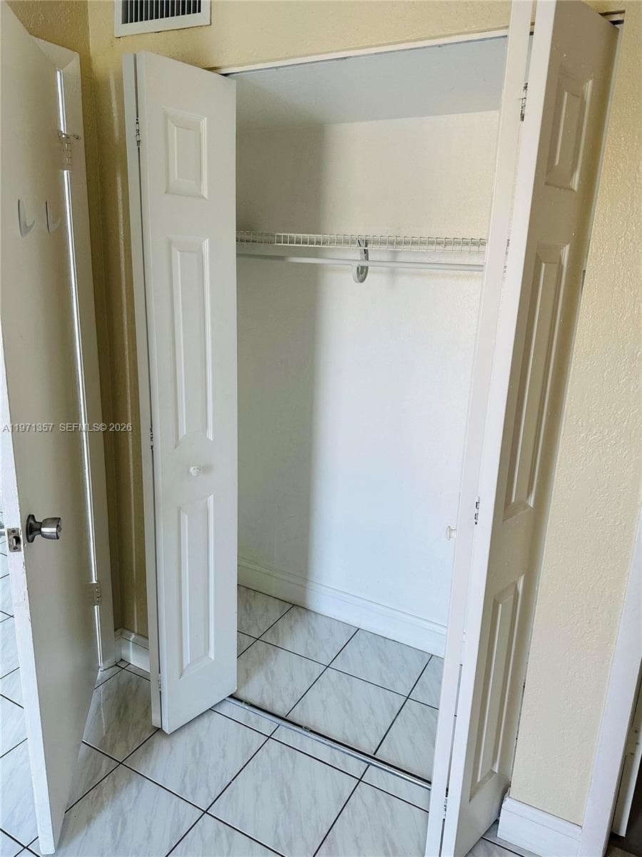 4705 NW 7th St # 7, Miami FL 33126