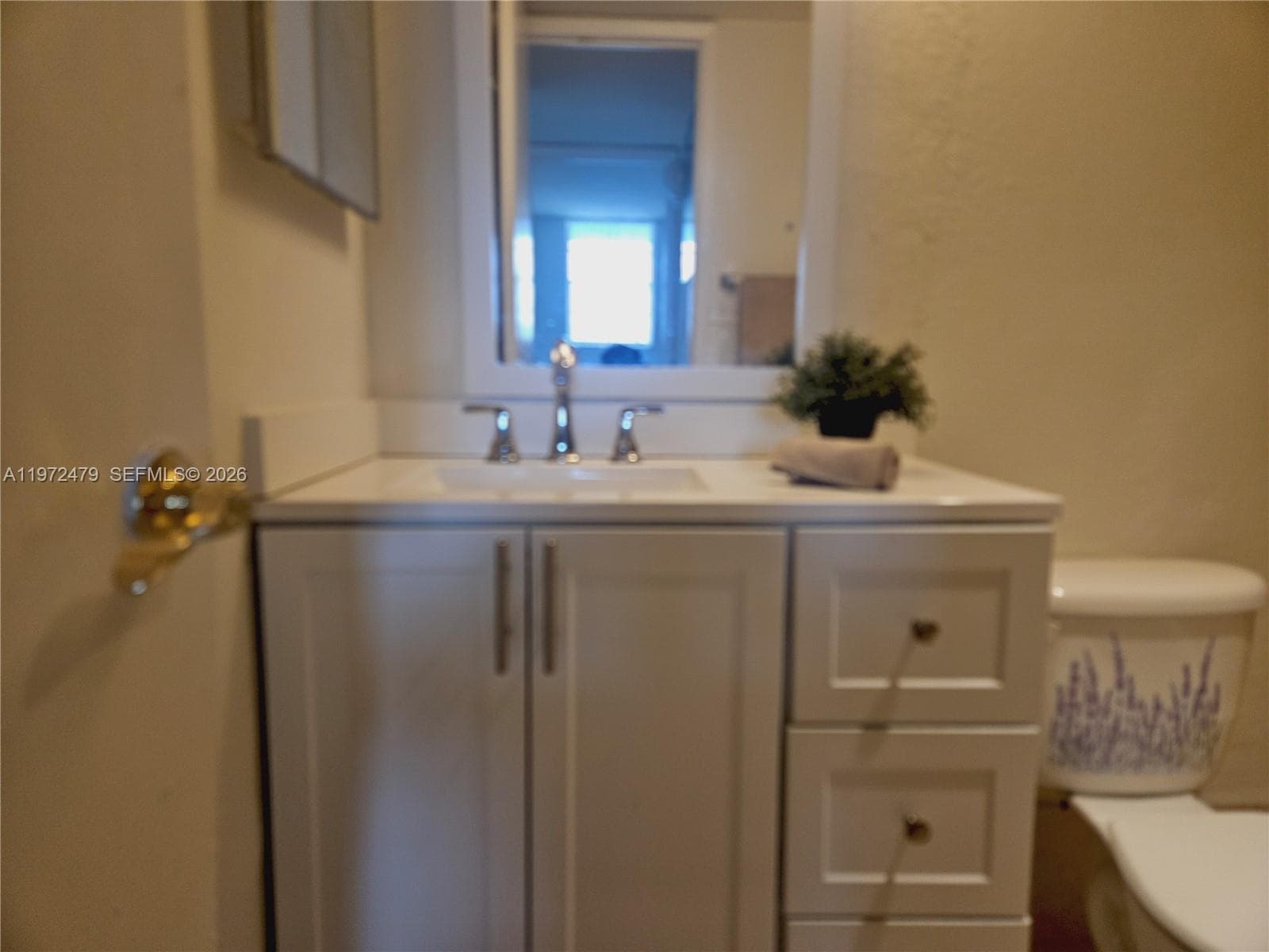 4550 NW 9th St # 704E, Miami FL 33126