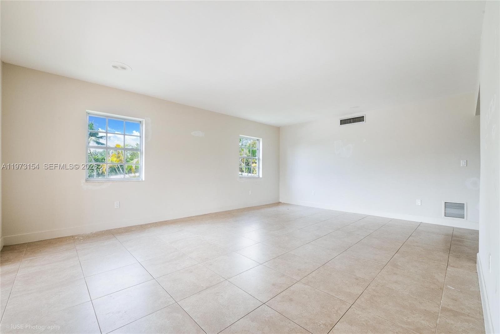 1265 S Alhambra Cir # B, Coral Gables FL 33146