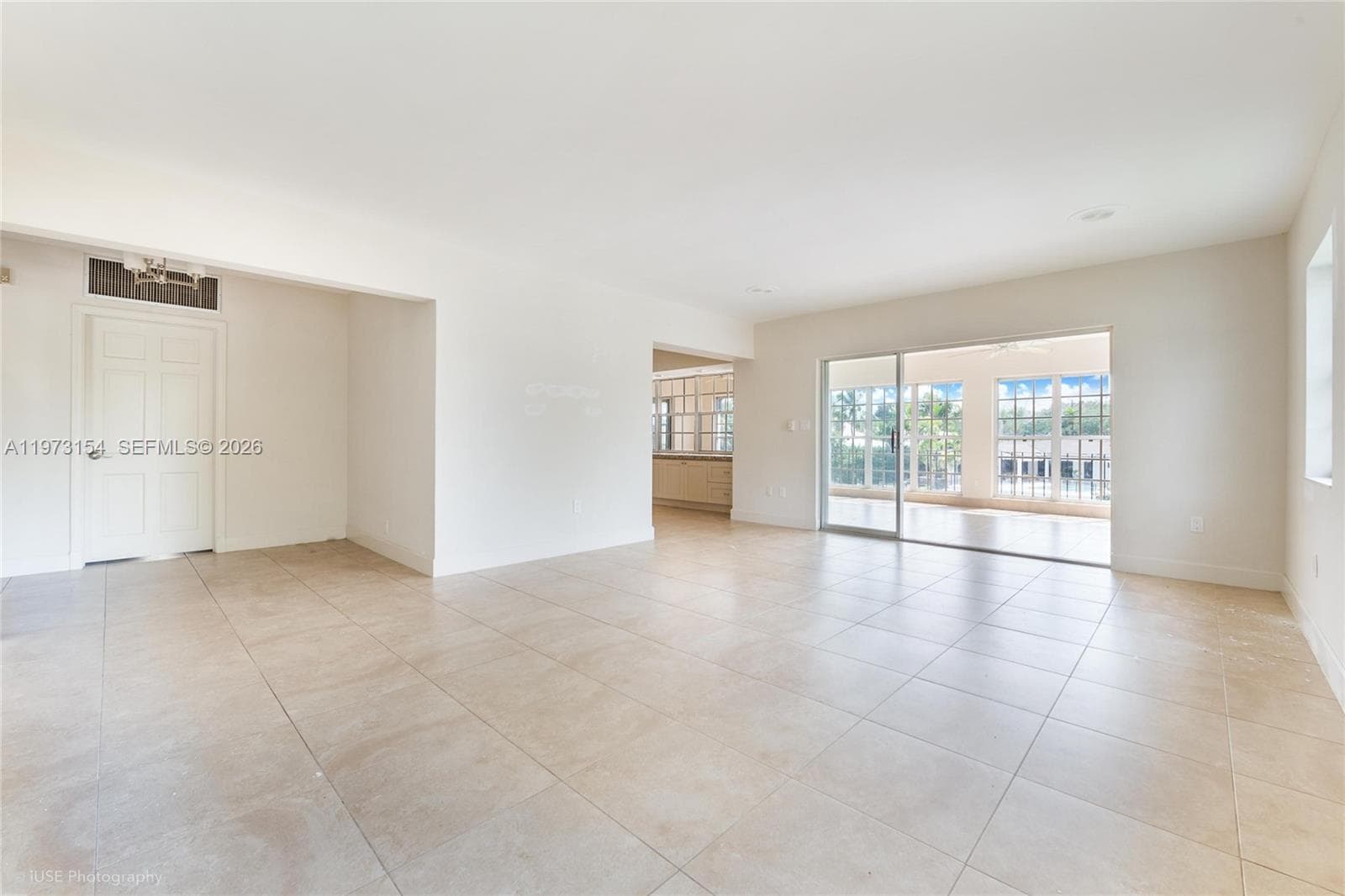 1265 S Alhambra Cir # B, Coral Gables FL 33146