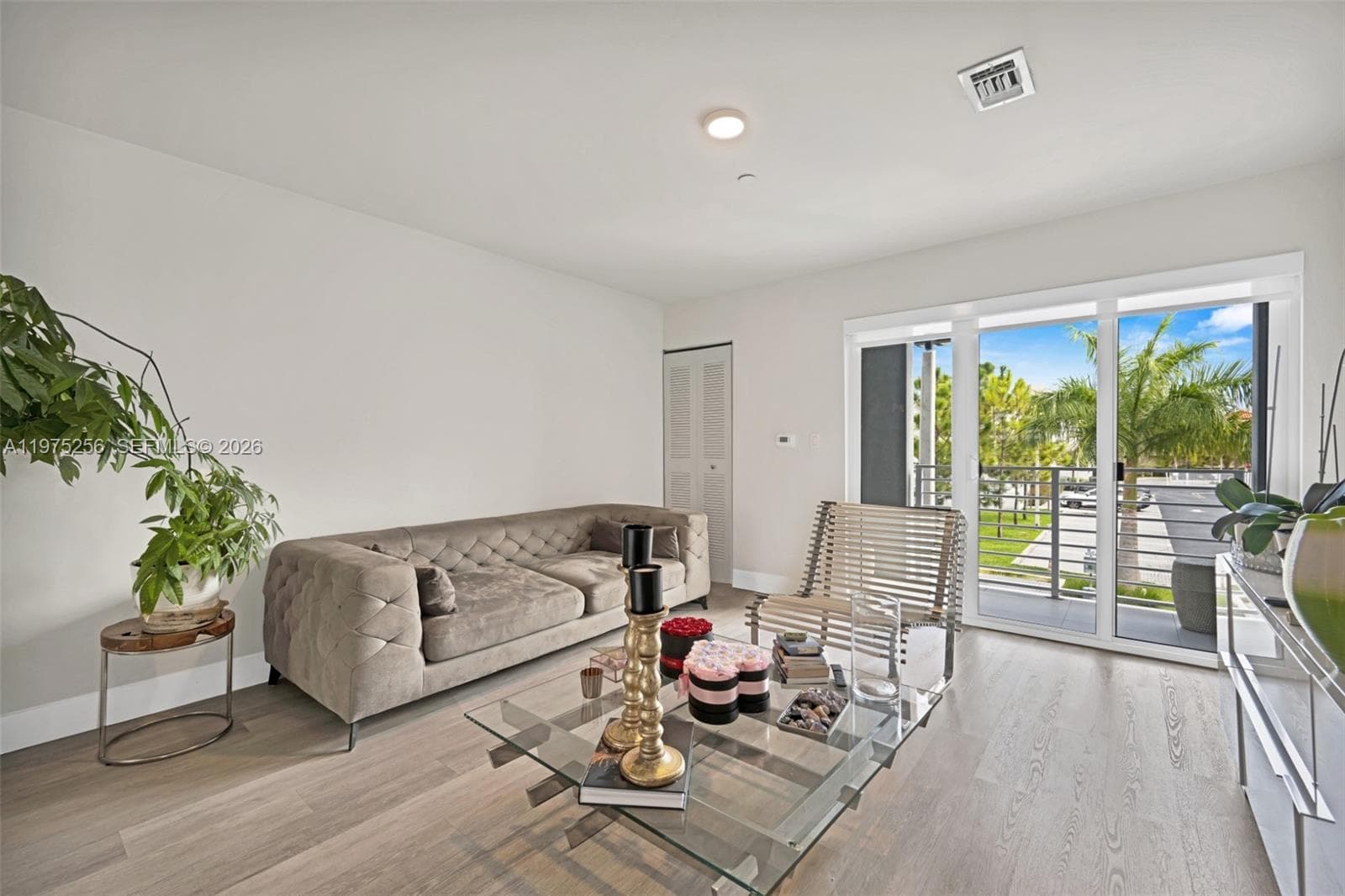 2535 NE 193rd St # 3209, Miami FL 33180