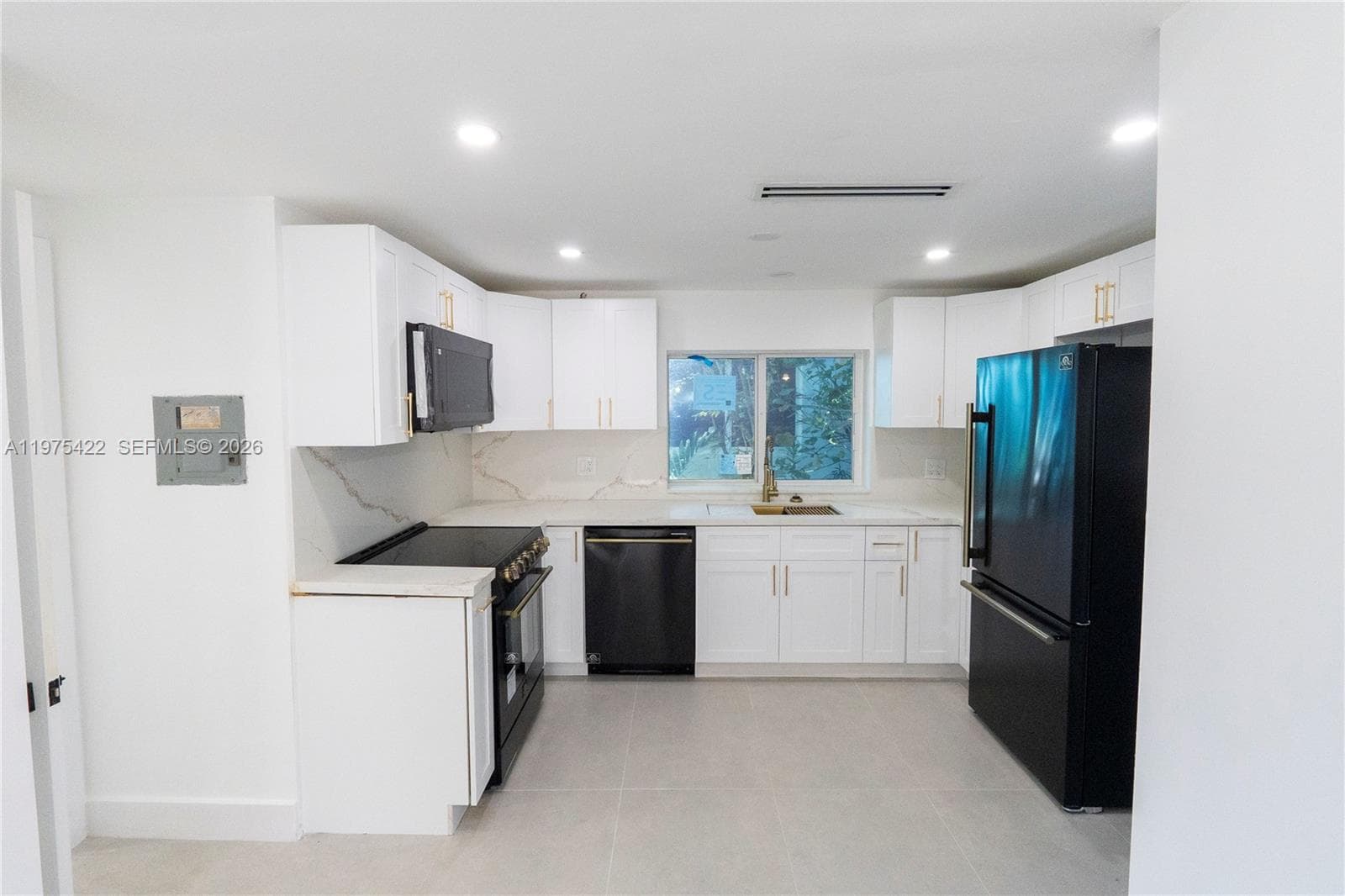 905 Tangier St, Coral Gables FL 33134