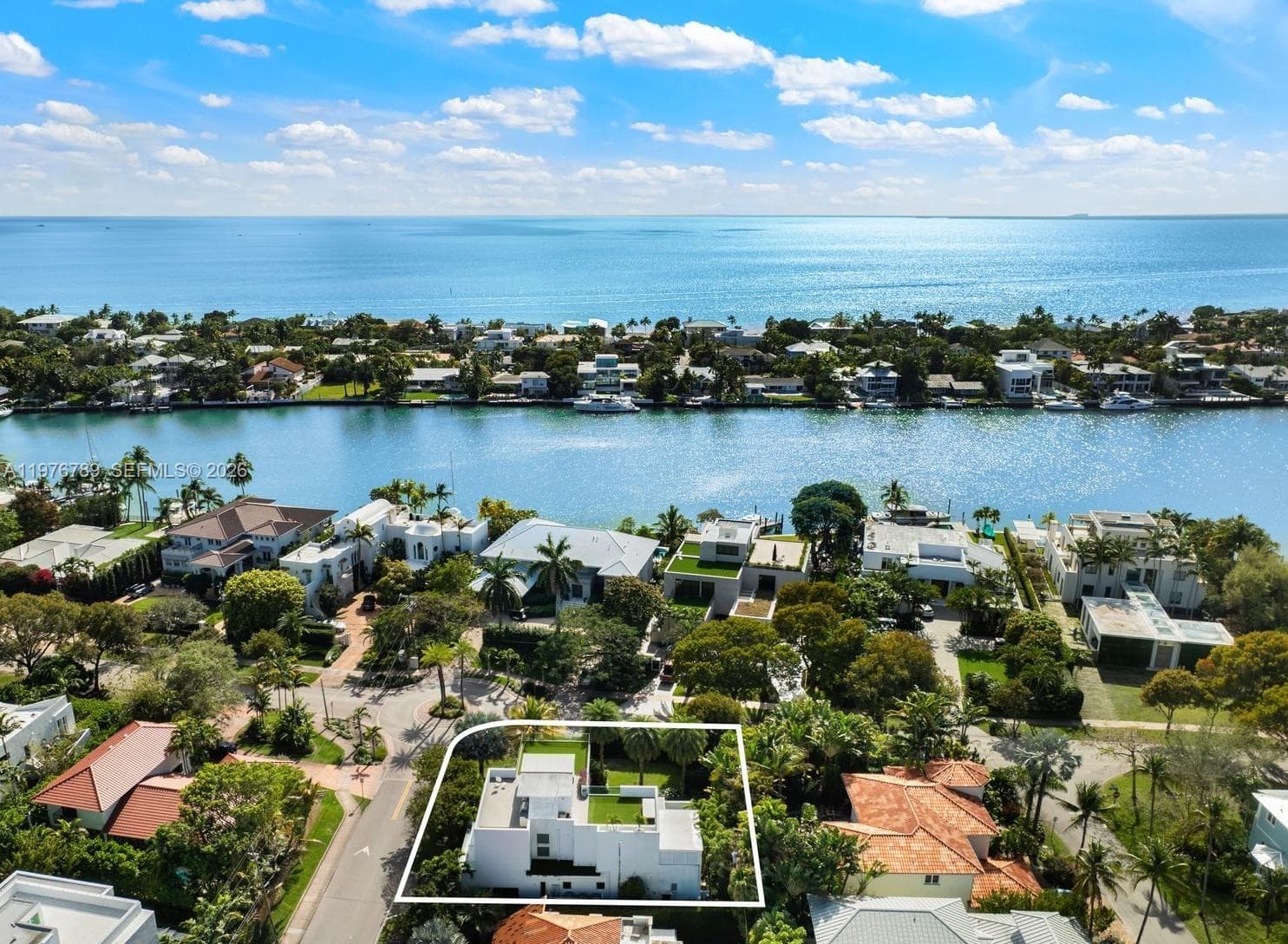 741 Harbor Dr, Key Biscayne FL 33149