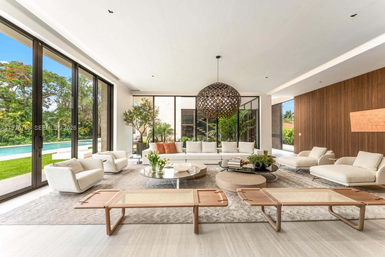 8755 SW 54th Ave, Miami FL 33143