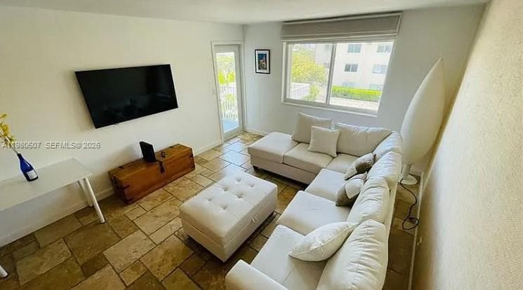240 Galen Dr # 314, Key Biscayne FL 33149