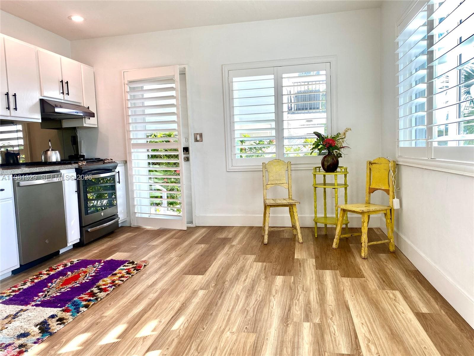 8040 Tatum Waterway Dr # 5, Miami Beach FL 33141