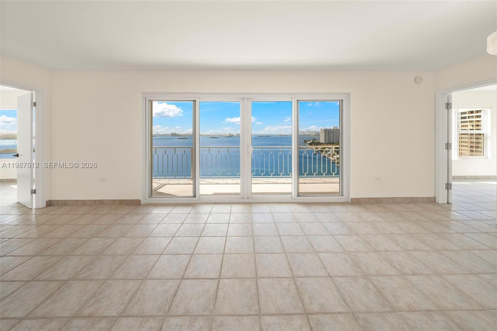 11111 Biscayne Blvd # 19D, Miami FL 33181