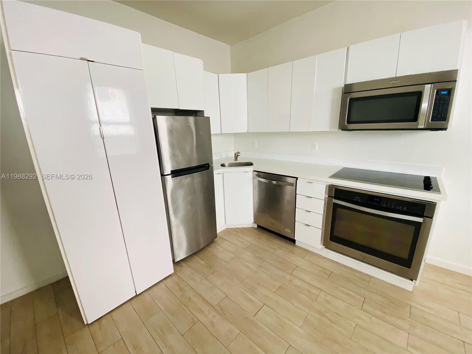 1611 Meridian Ave # 305, Miami Beach FL 33139