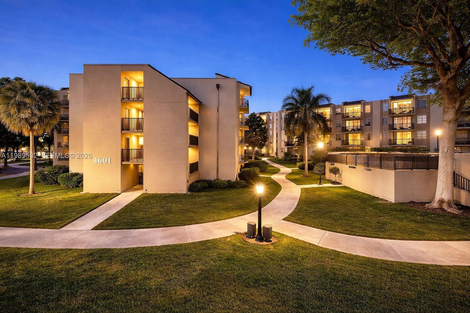 3581 SW 117th Ave # 308, Miami FL 33175