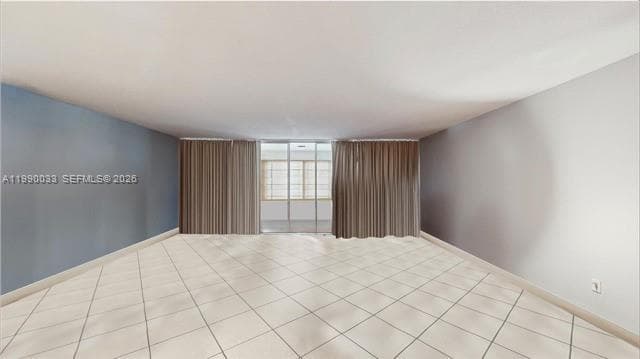 1401 NE 191st St # D117, Miami FL 33179