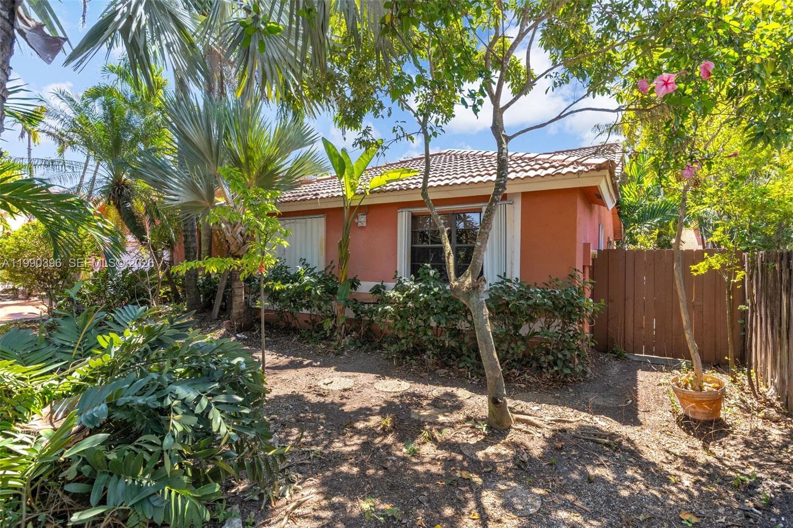 15012 SW 45th Ln, Miami FL 33185