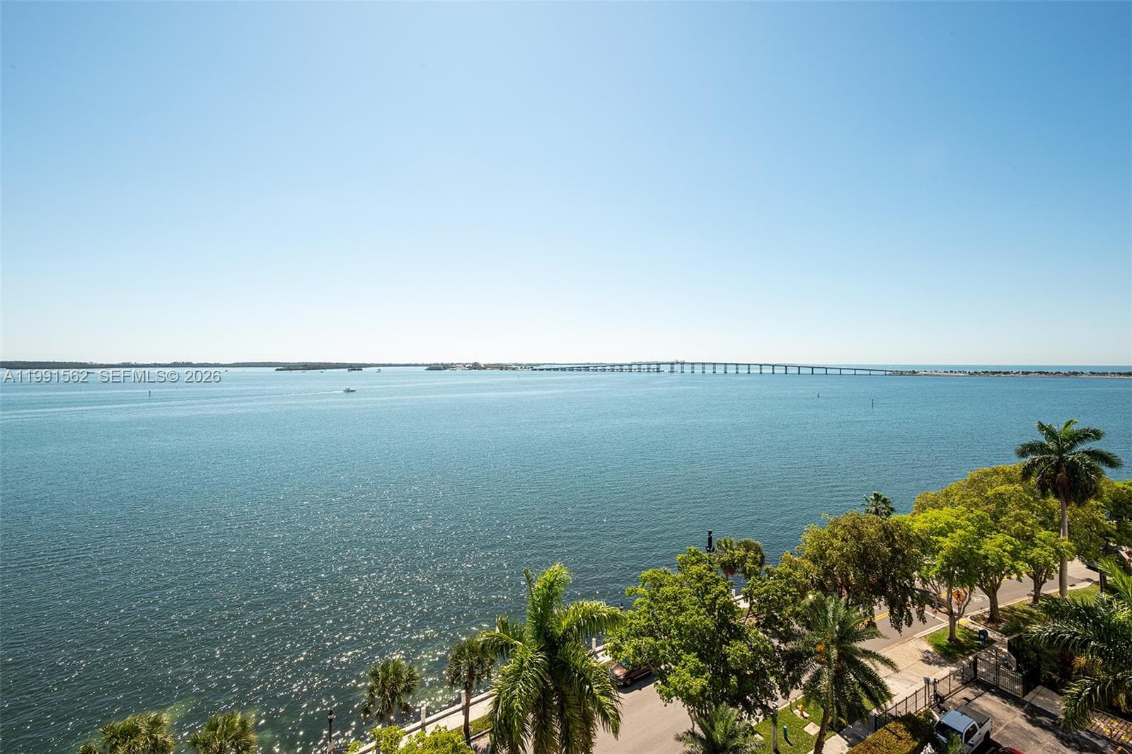 1420 Brickell Bay Dr # 1003A, Miami FL 33131