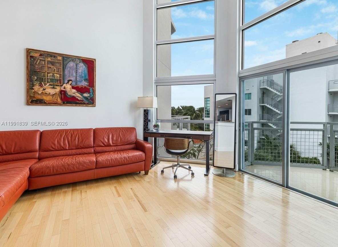 7728 Collins Ave # 16, Miami Beach FL 33141