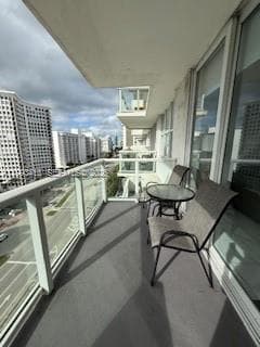 5601 Collins ave # 1219, Miami Beach FL 33140