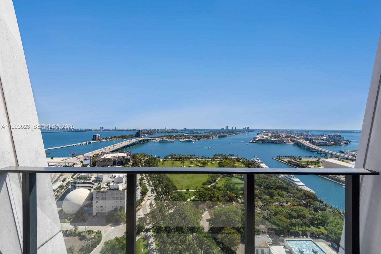 1000 Biscayne Blvd # 2702, Miami FL 33132