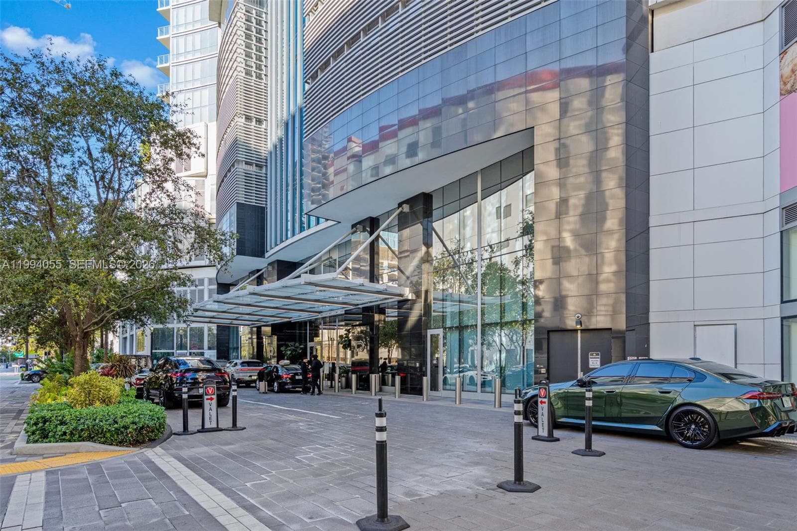 851 NE 1st Ave # 1205, Miami FL 33132