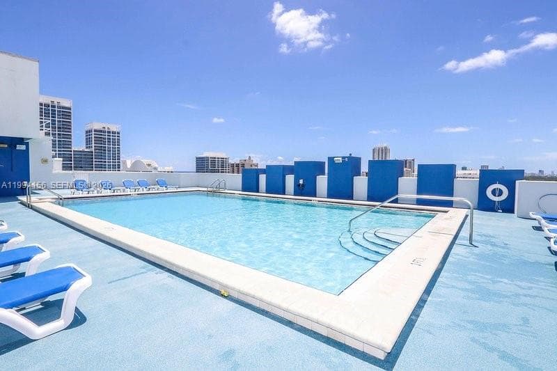 401 69th St # 505, Miami Beach FL 33141