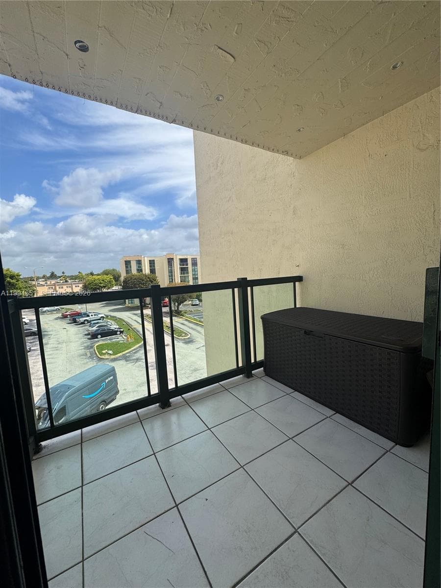2055 SW 122nd Ave # 403, Miami FL 33175