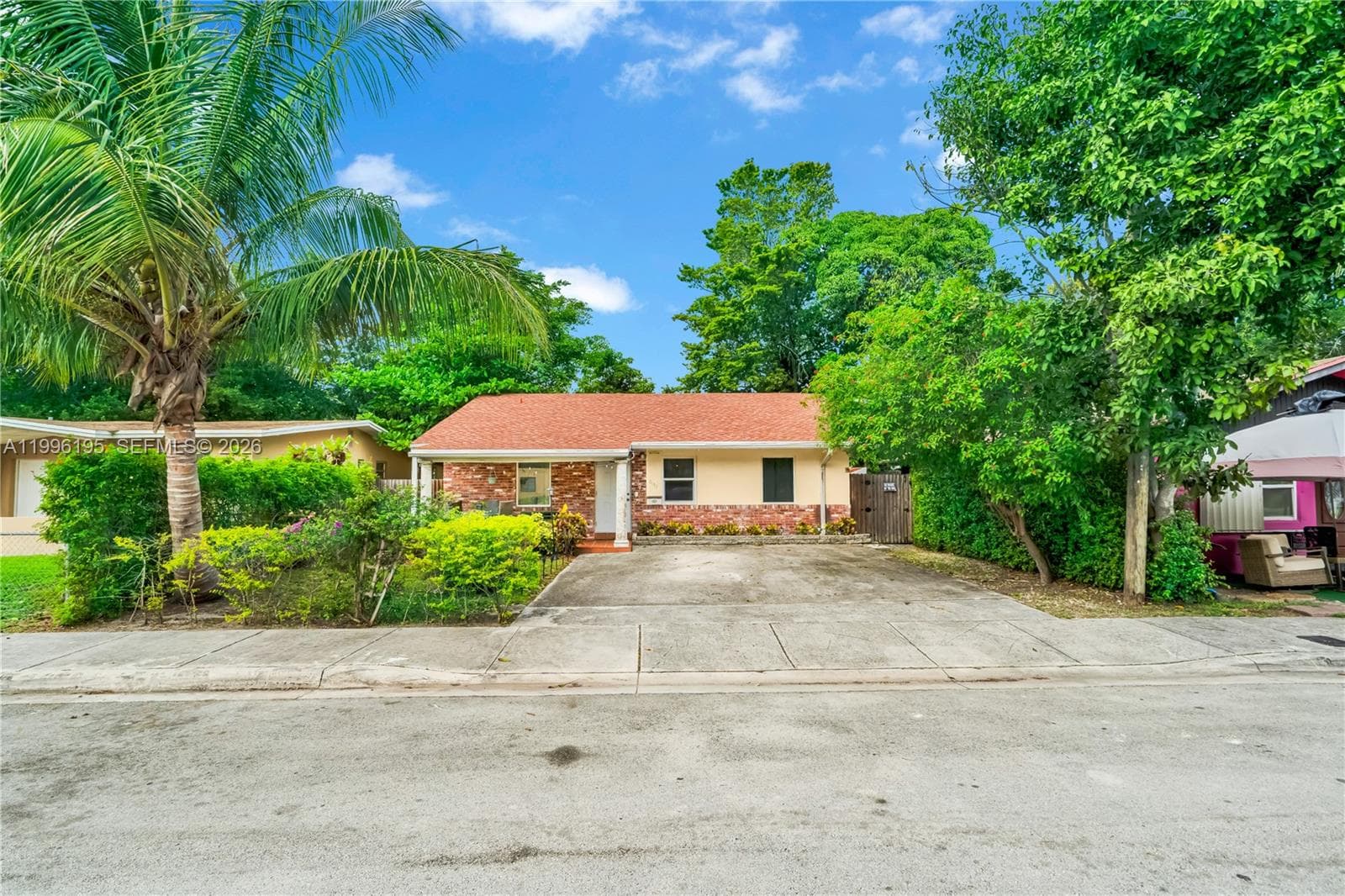 6133 SW 62nd Ter, South Miami FL 33143