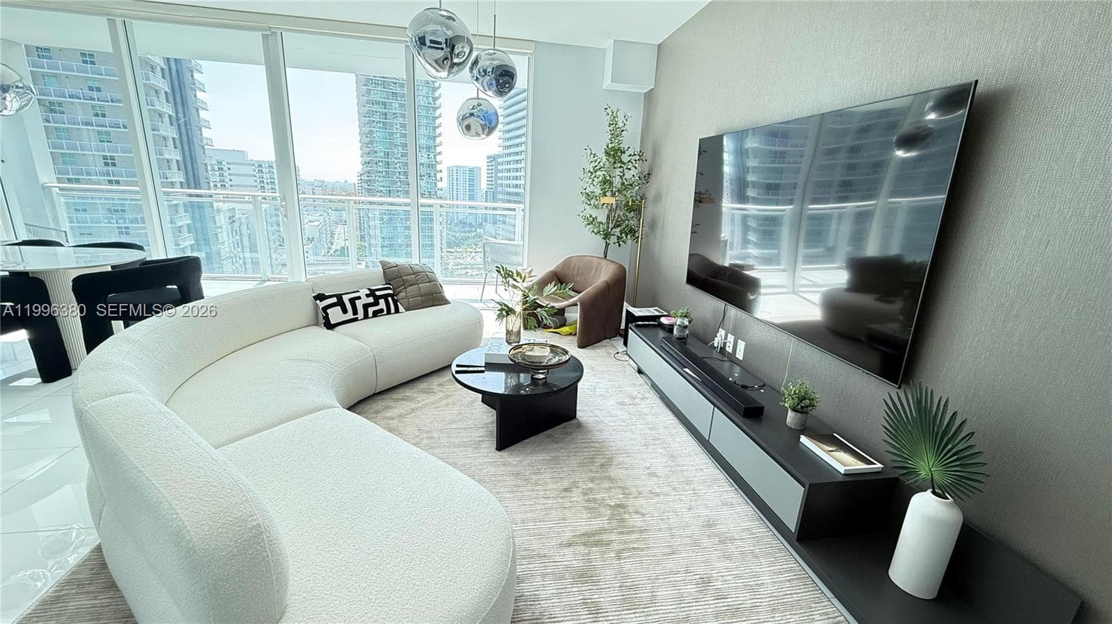 1080 Brickell Ave # 1801, Miami FL 33131