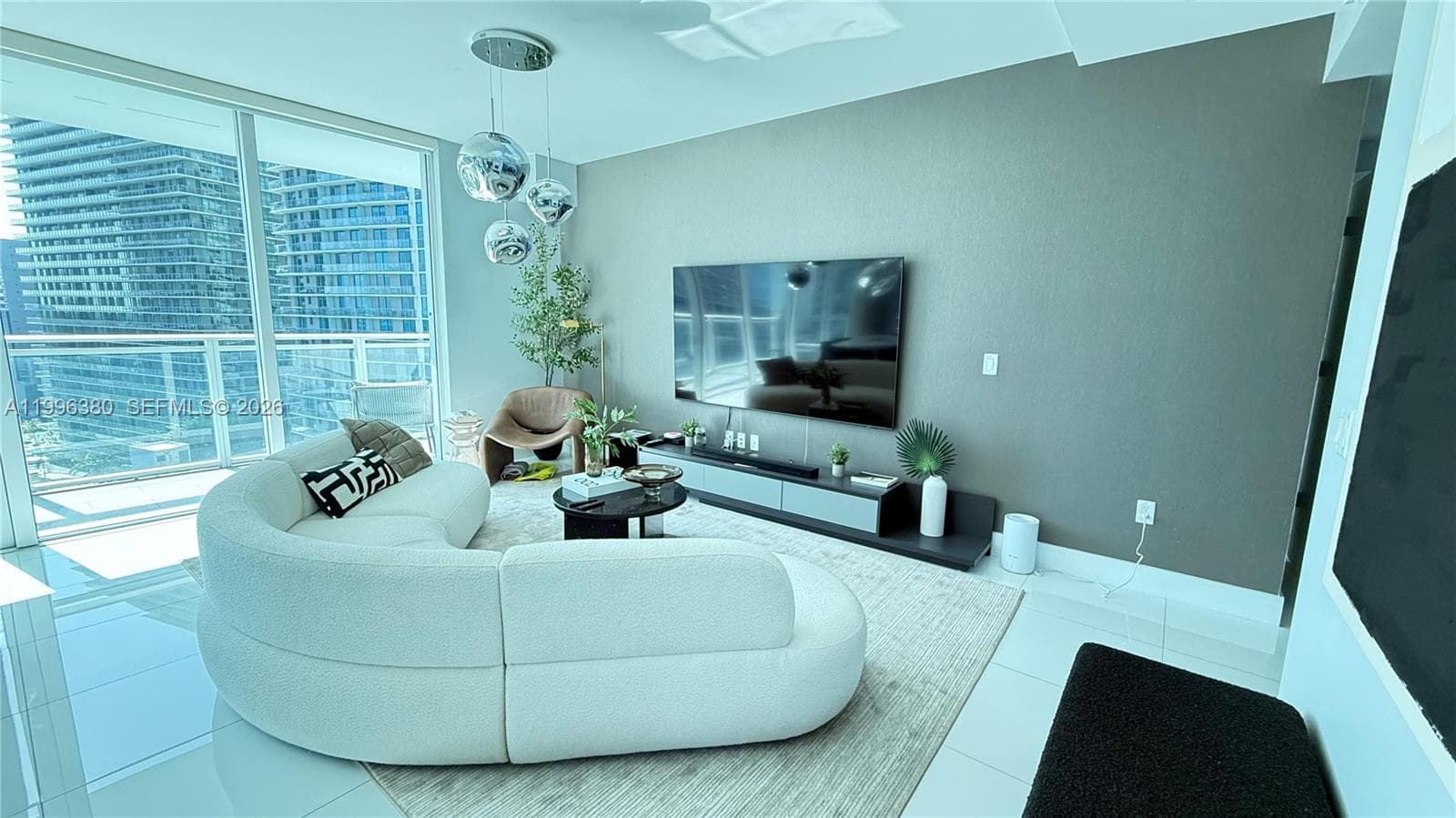 1080 Brickell Ave # 1801, Miami FL 33131