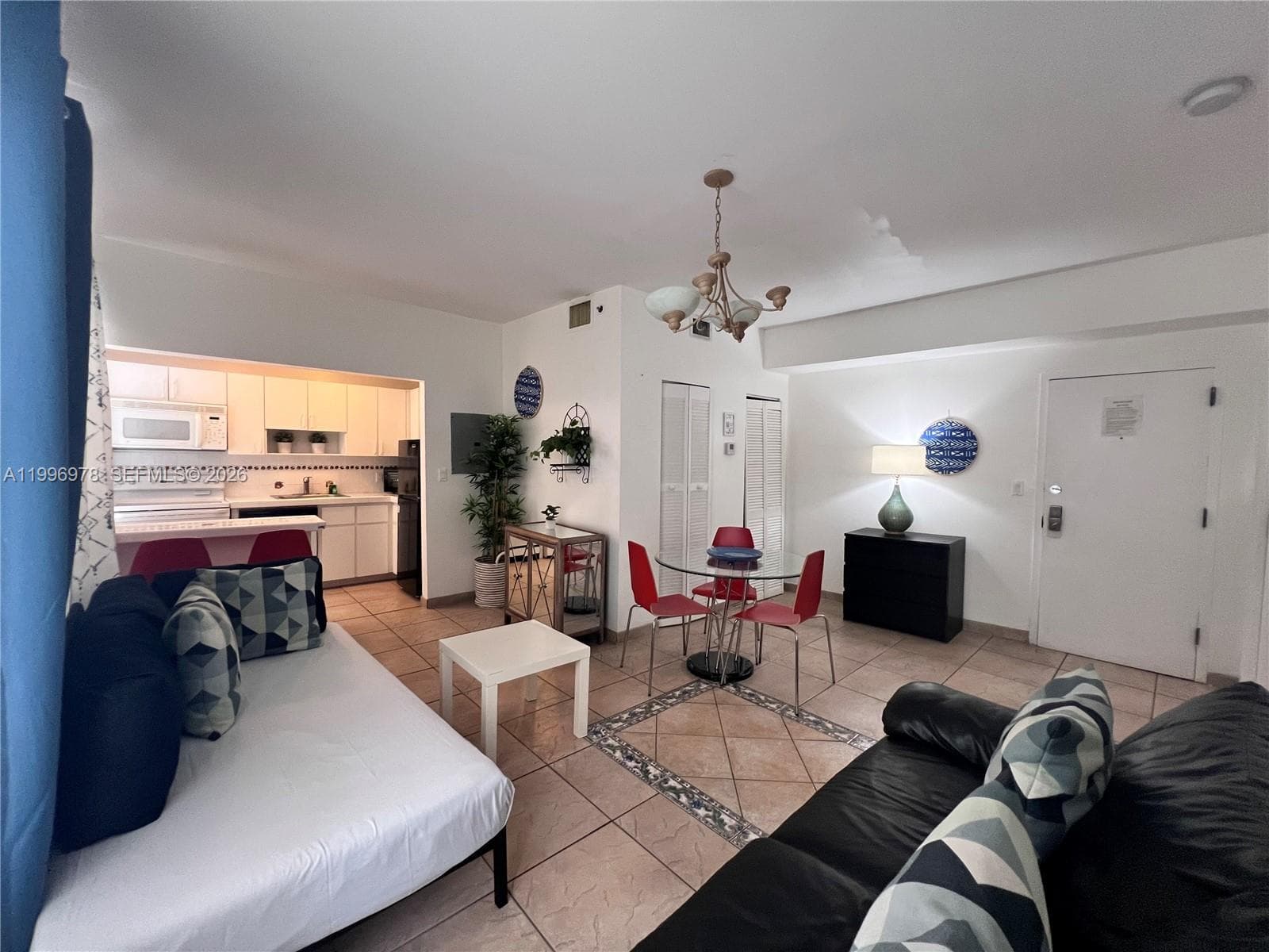 918 Ocean Dr # 302, Miami Beach FL 33139