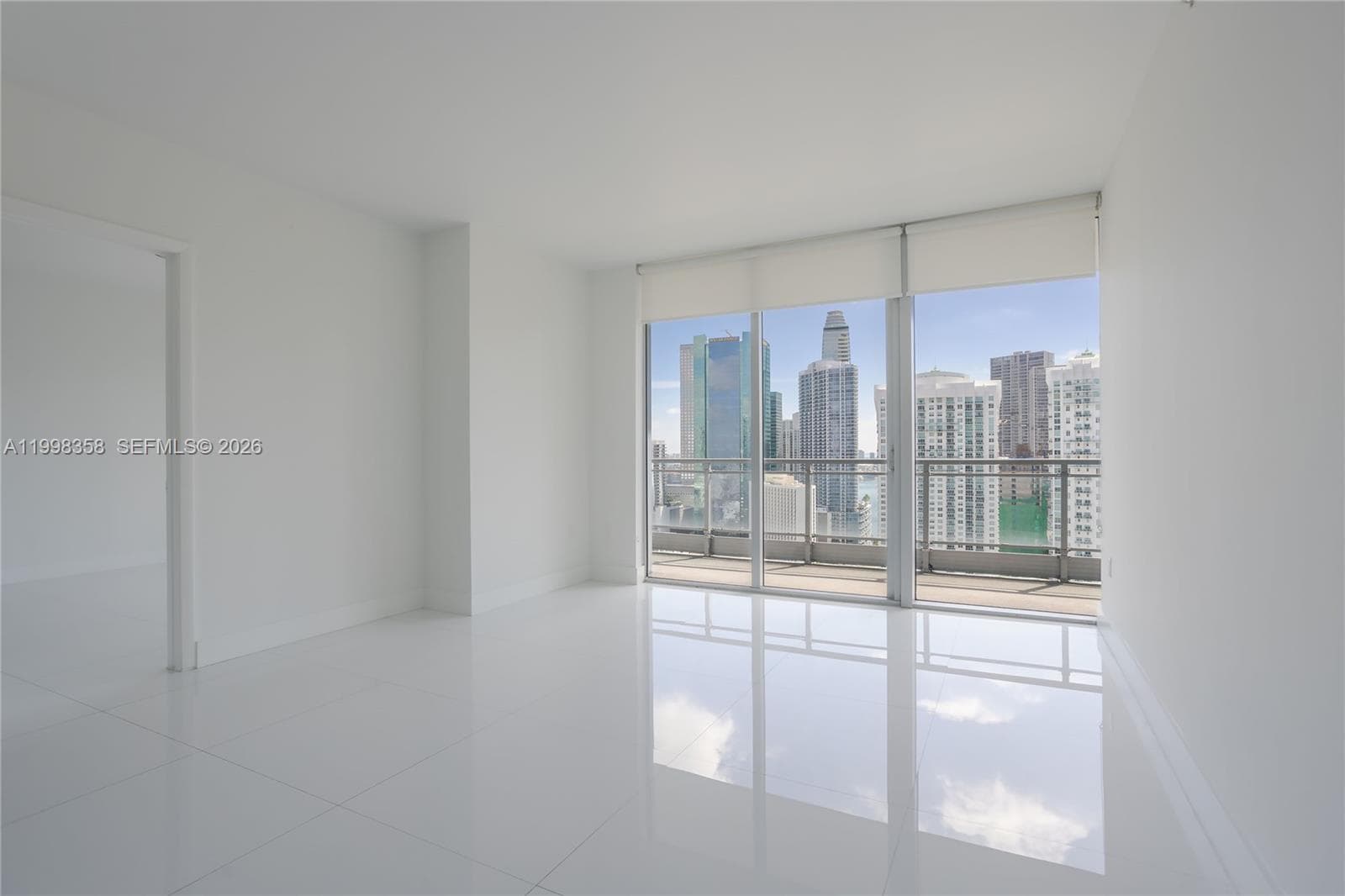 92 SW 3rd St # 3512, Miami FL 33130