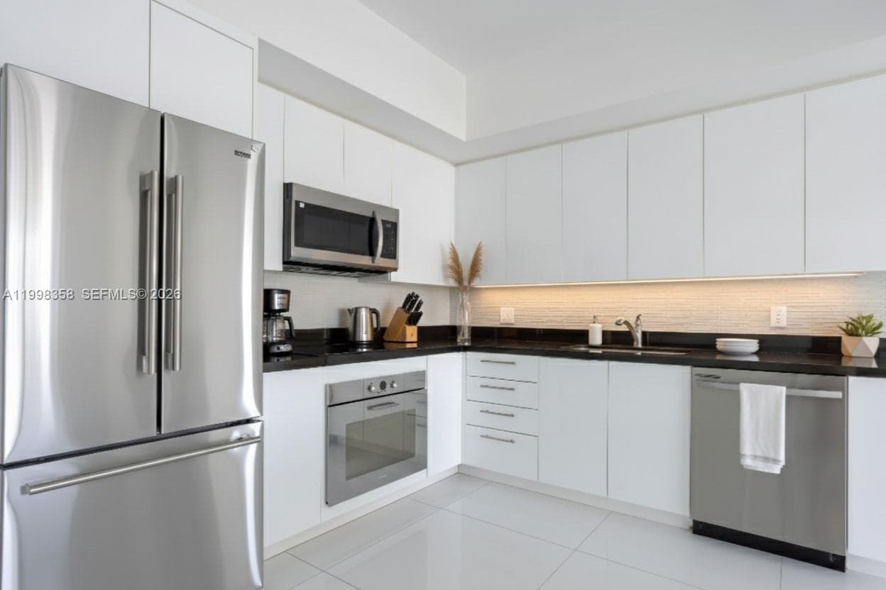 92 SW 3rd St # 3512, Miami FL 33130