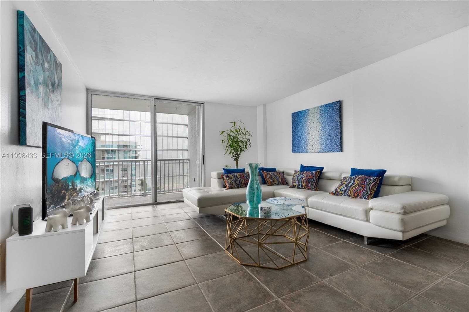 150 SE 25th Rd # 12B, Miami FL 33129