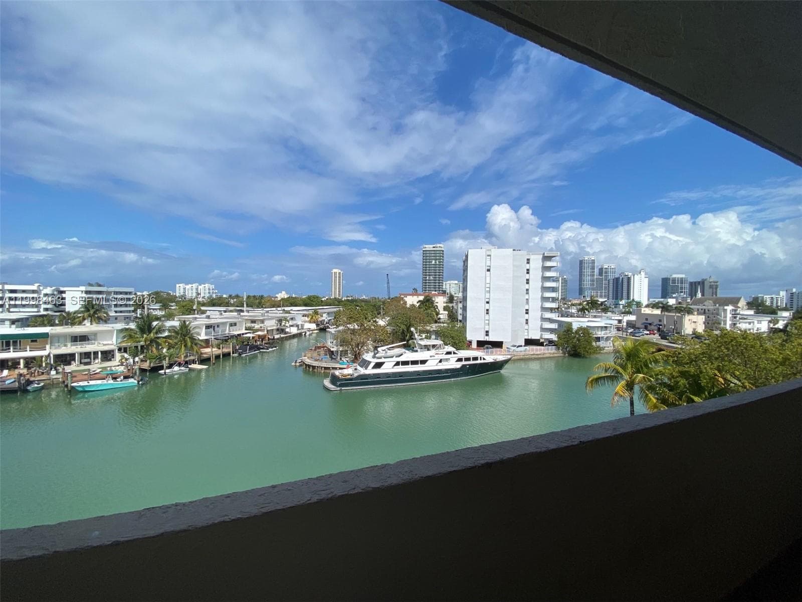 7125 Bay Dr # 506, Miami Beach FL 33141