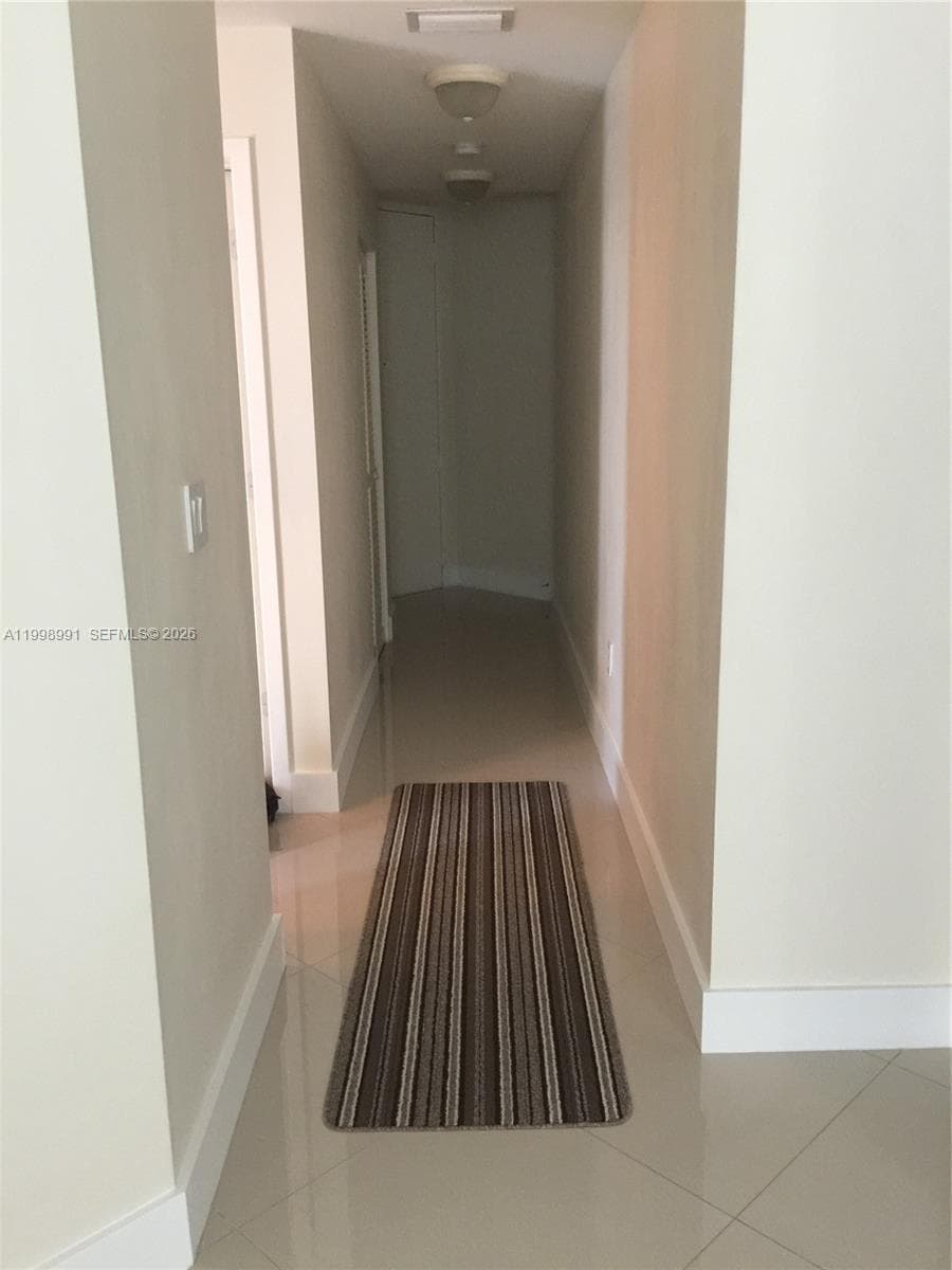 79 SW 12th St, Miami FL 33130