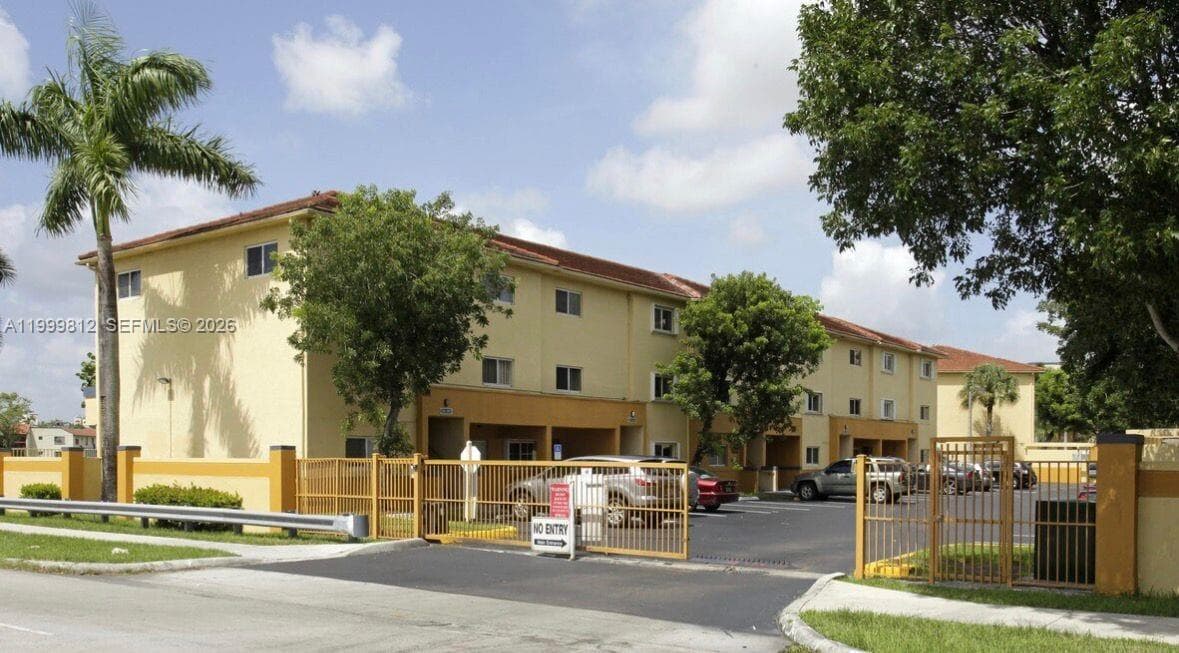 8270 SW 149th Ct # 209, Miami FL 33193