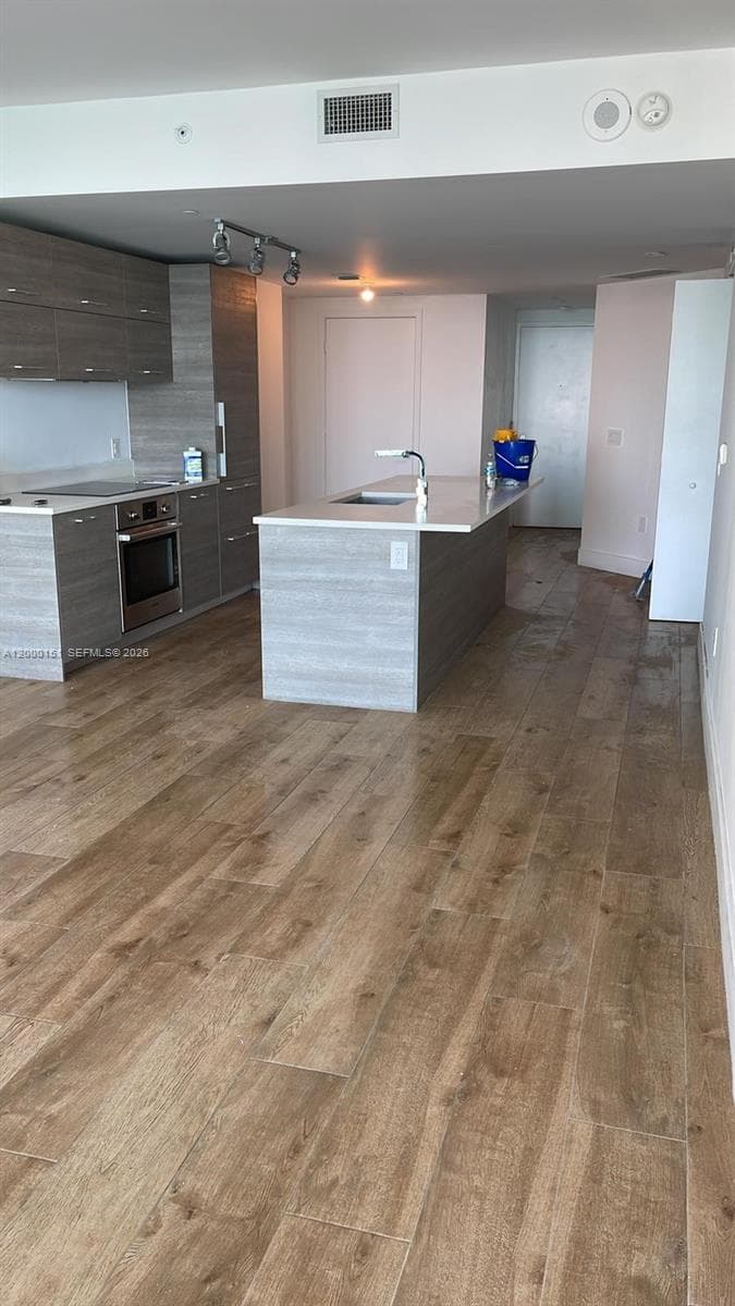 650 NE 32 street # 1805, Miami FL 33137