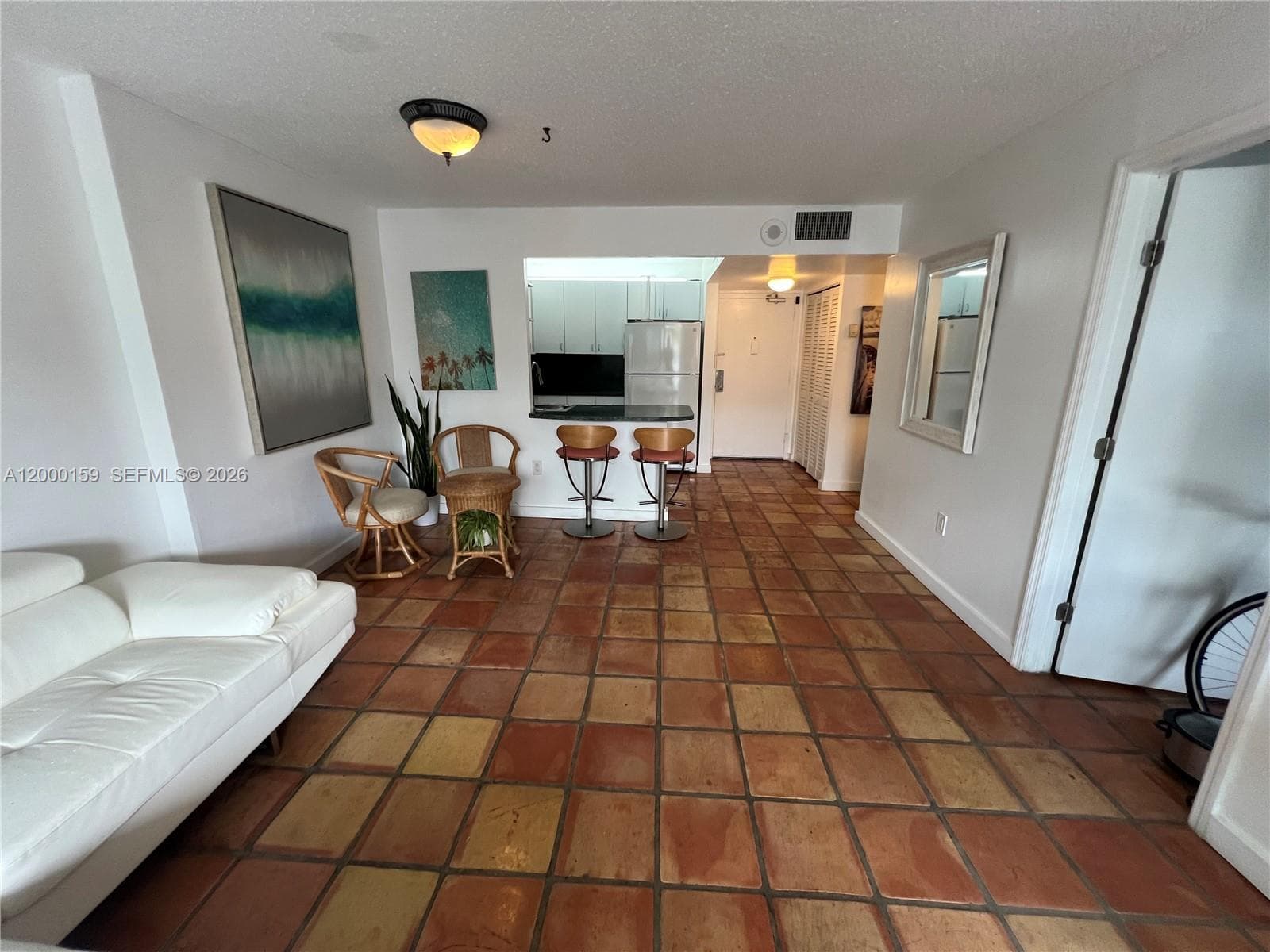 345 Ocean Dr # 303, Miami Beach FL 33139
