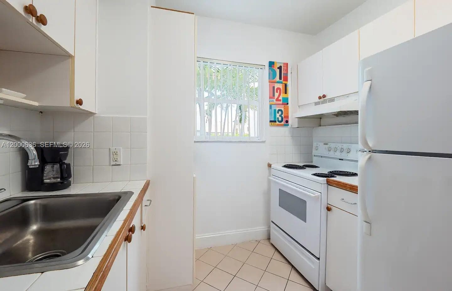 2615 Collins Ave # 37, Miami Beach FL 33140