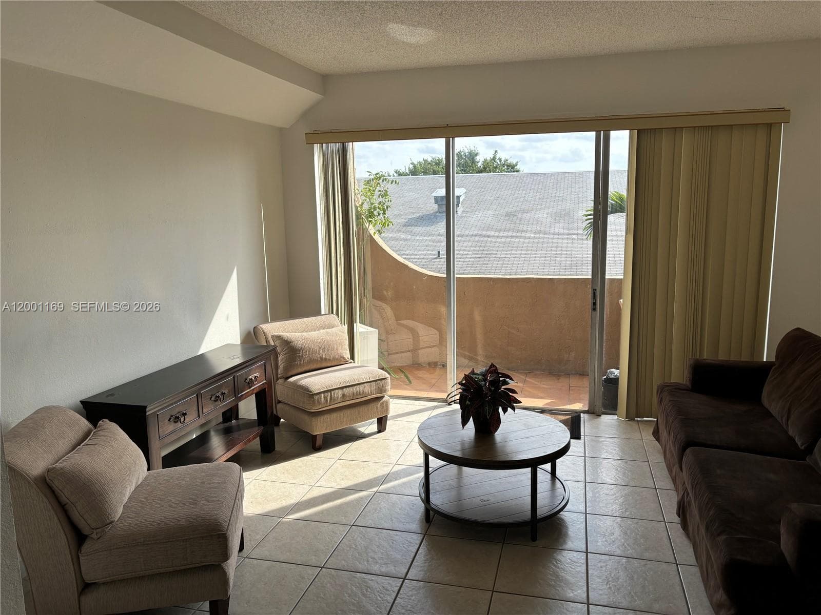 10900 SW 104th St # 303, Miami FL 33176