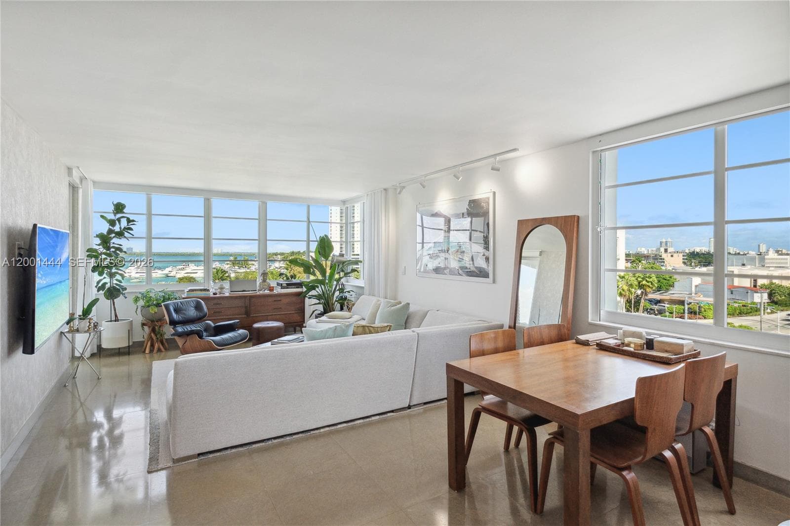 1670 lincoln Ct, Miami Beach FL 33139
