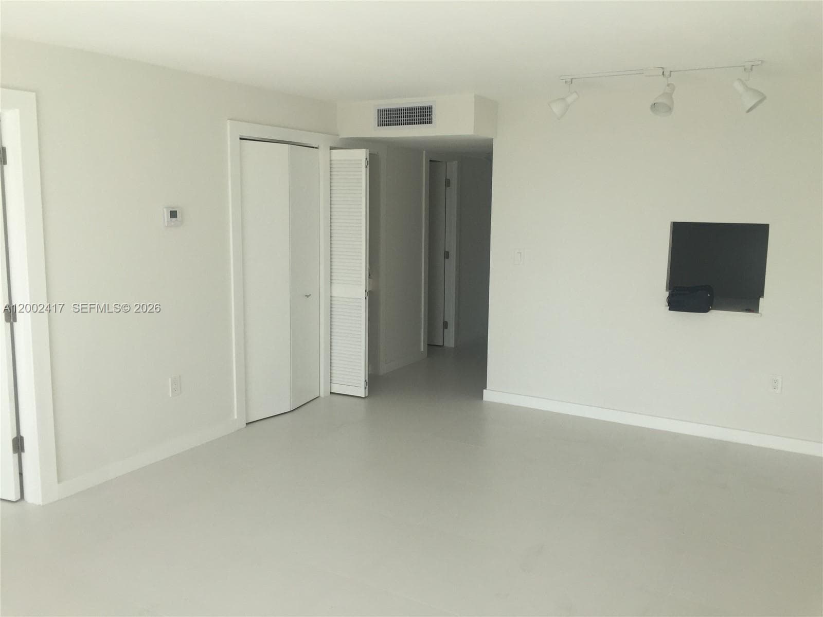 6900 Bay Dr # 5A, Miami Beach FL 33141