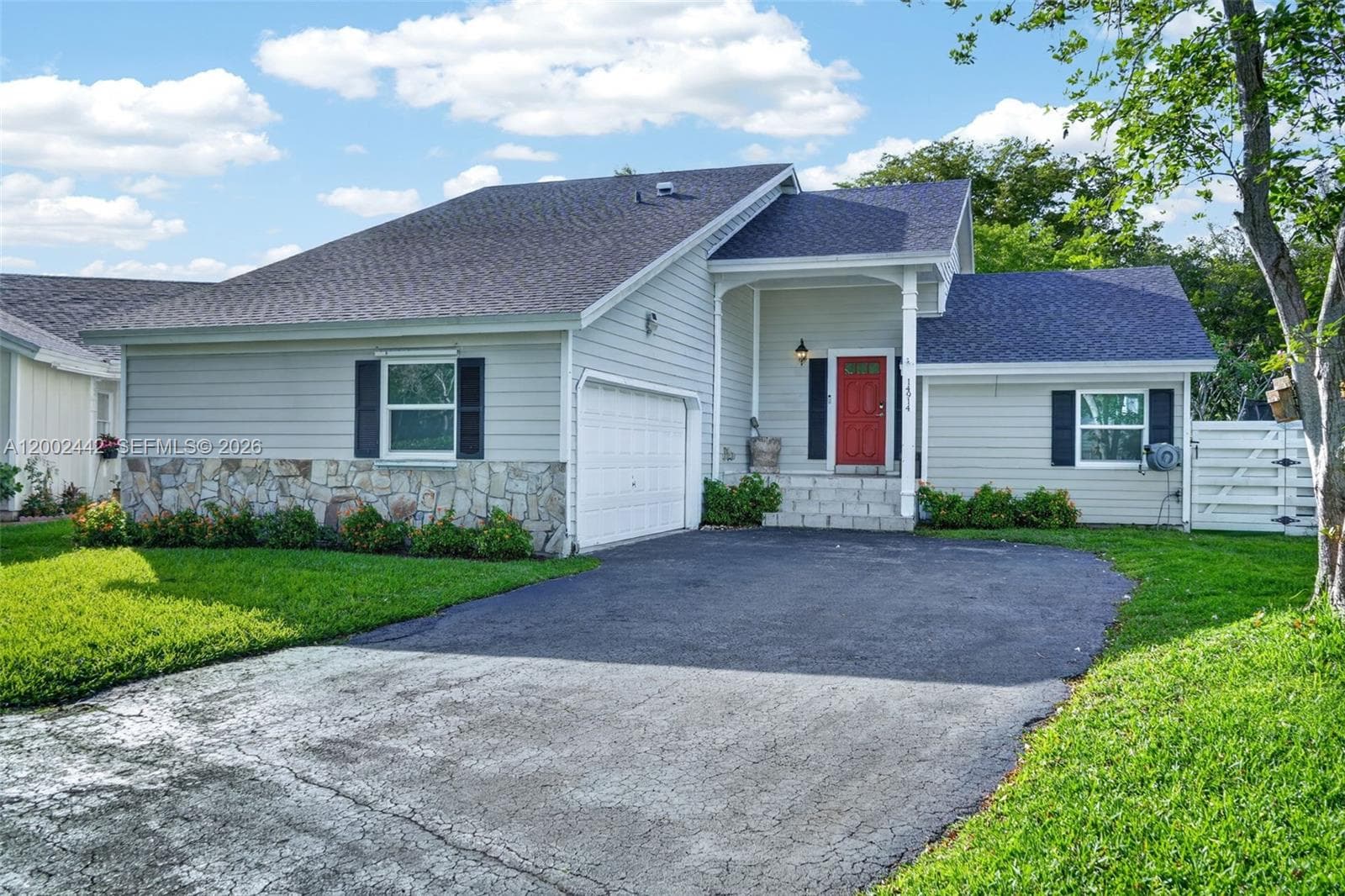 14914 SW 142nd Pl, Miami FL 33186