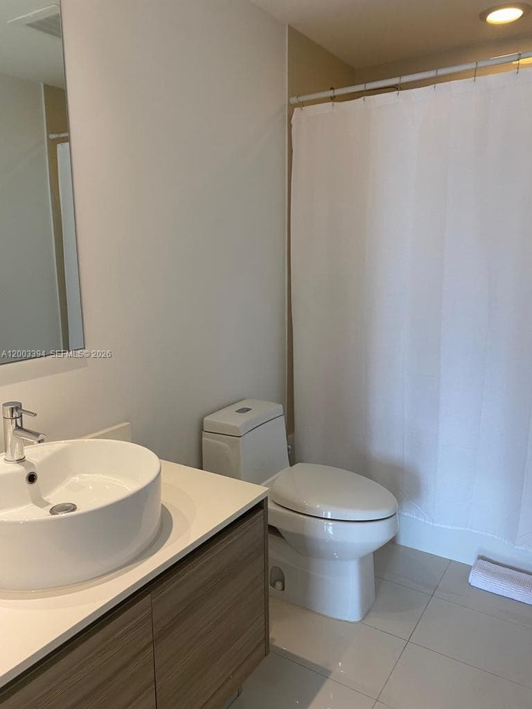 121 NE 34th St # 1703, Miami FL 33137