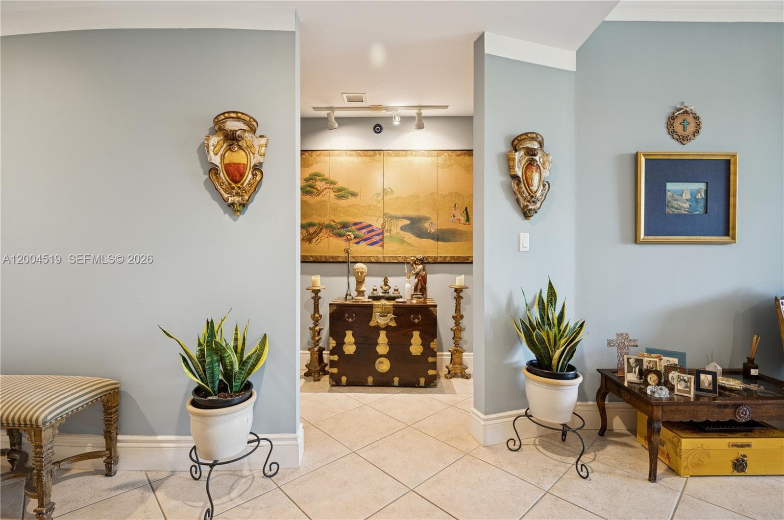 719 Crandon Blvd # 310, Key Biscayne FL 33149