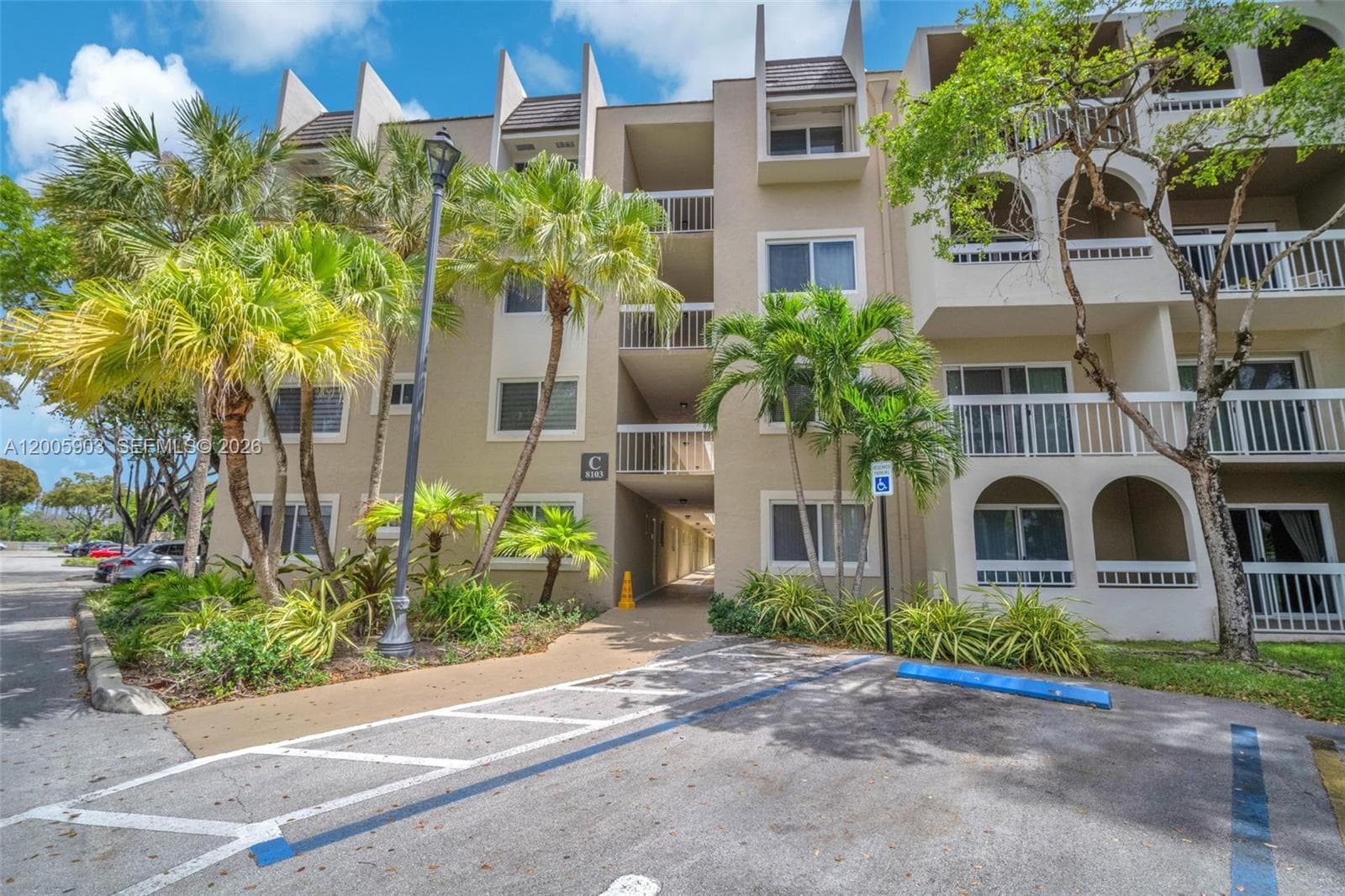 8103 Camino Real # 314, Miami FL 33143