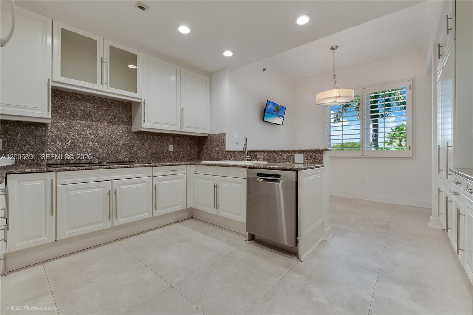 13643 Deering Bay Dr # 146, Coral Gables FL 33158