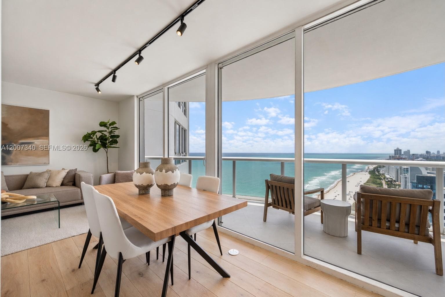 6365 Collins Ave # 3904, Miami Beach FL 33141