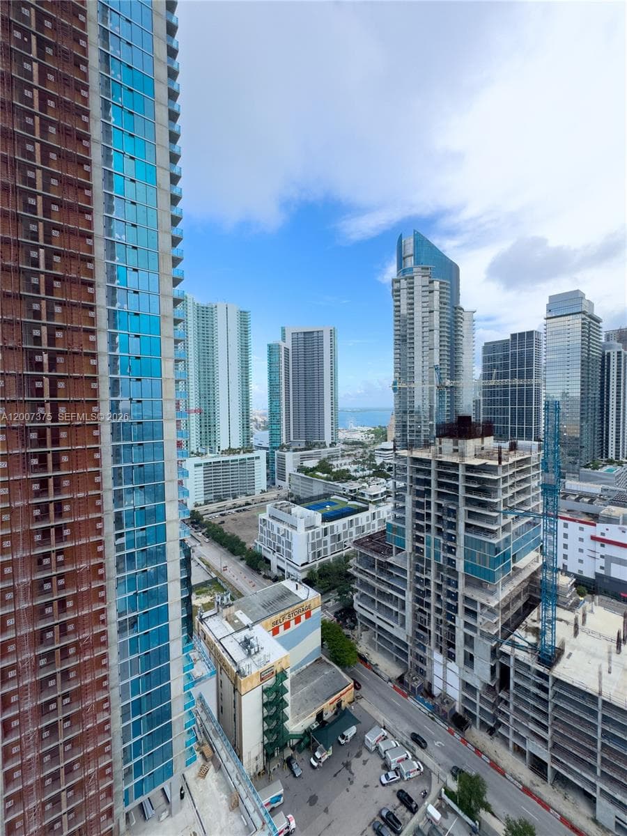 20 NE 11th St # 3006B, Miami FL 33132