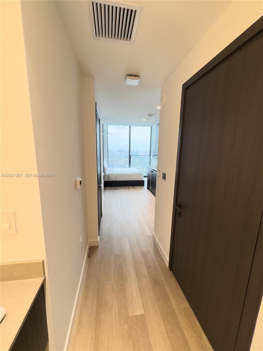 20 NE 11th St # 3012B, Miami FL 33132