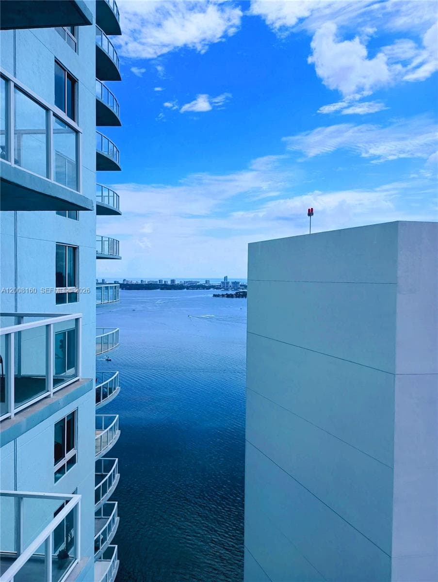 1900 N Bayshore Dr # 4007, Miami FL 33132