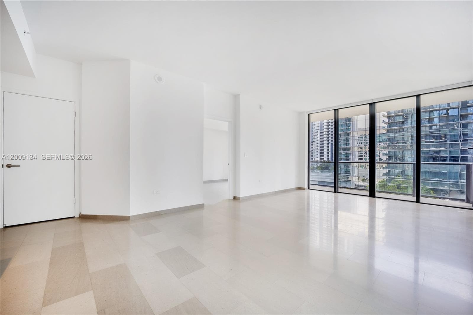 88 SW 7th St # 1009, Miami FL 33130